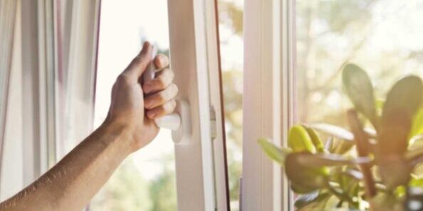 ventana-pvc-sostenibilidad-ahorro-svl-595×397