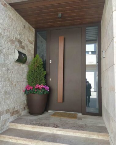 puertas de entrada en aluminio con hoja oculta!
